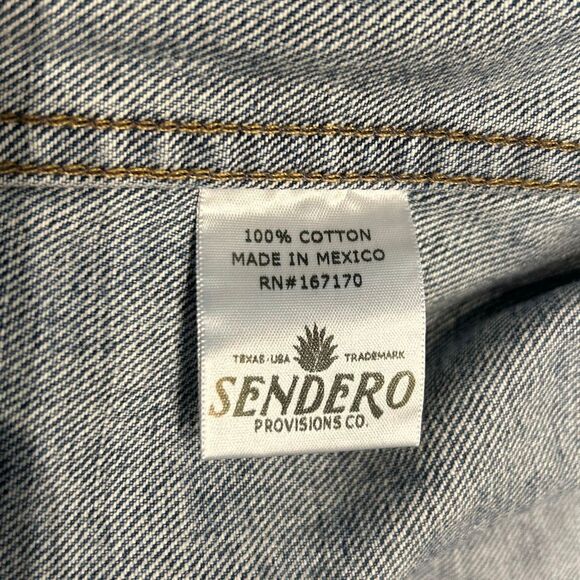 NEW Sendero The Taylor Denim Jacket Sz Small Cropped Raw Hem Button Front Light - Picture 7 of 8